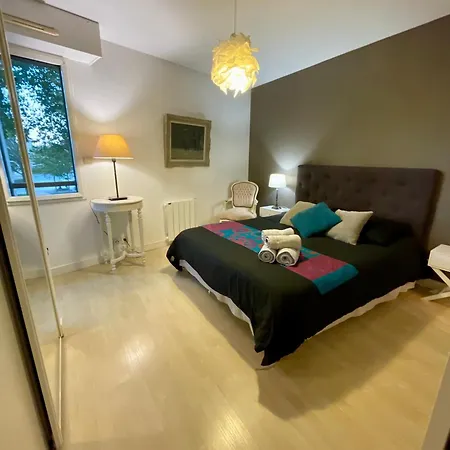 Vue Exceptionnelle Sur Les Tours ! Charme Et Tranquillite * La Rochelle (Charente-Maritime)